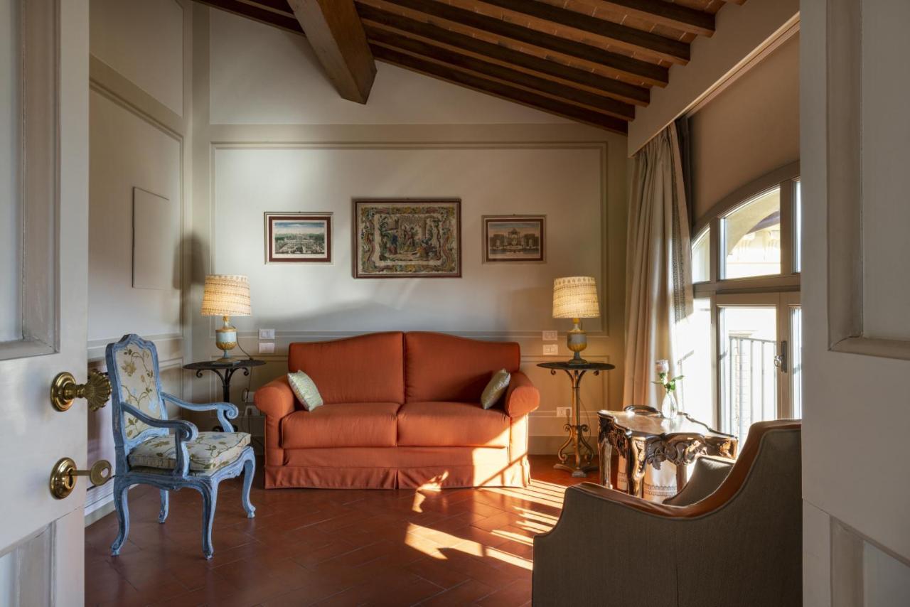 Hotel Torre A Cona Wine Estate à San Donato in Collina Extérieur photo