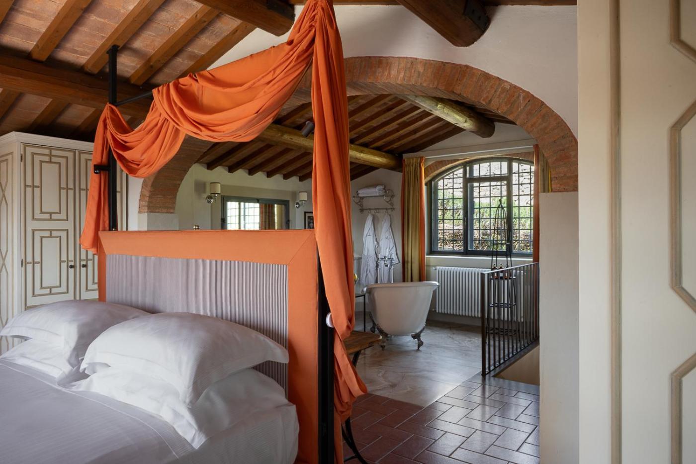 Hotel Torre A Cona Wine Estate à San Donato in Collina Extérieur photo