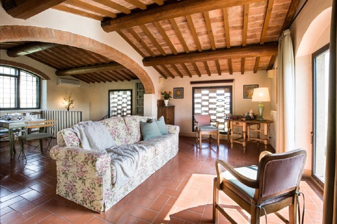 Hotel Torre A Cona Wine Estate à San Donato in Collina Extérieur photo